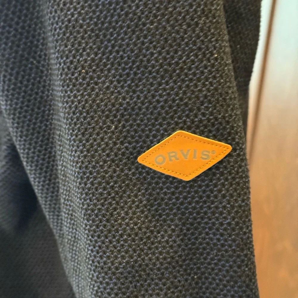 Orvis Men's Navy 1/4 zip sweater SZ M. Fleece lined. Excellent condition
